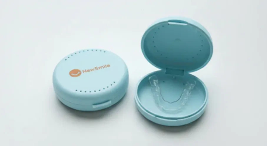 Minor Underbite: Retainer Treatment Options - NewSmile UK